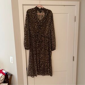 Banana Republic Animal Print Long Sleeve Dress